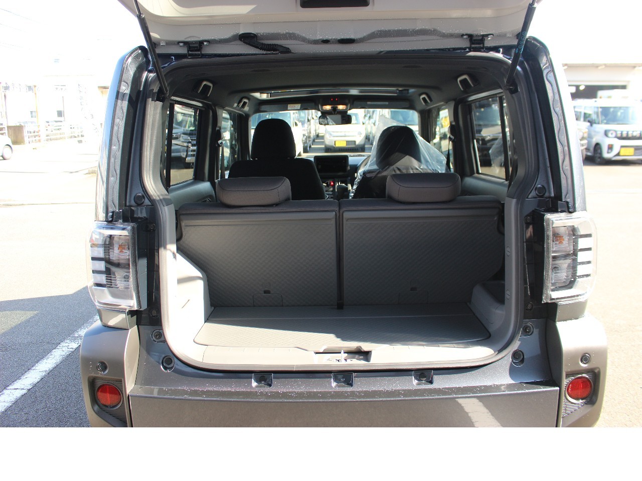 ダイハツ タフト11枚目