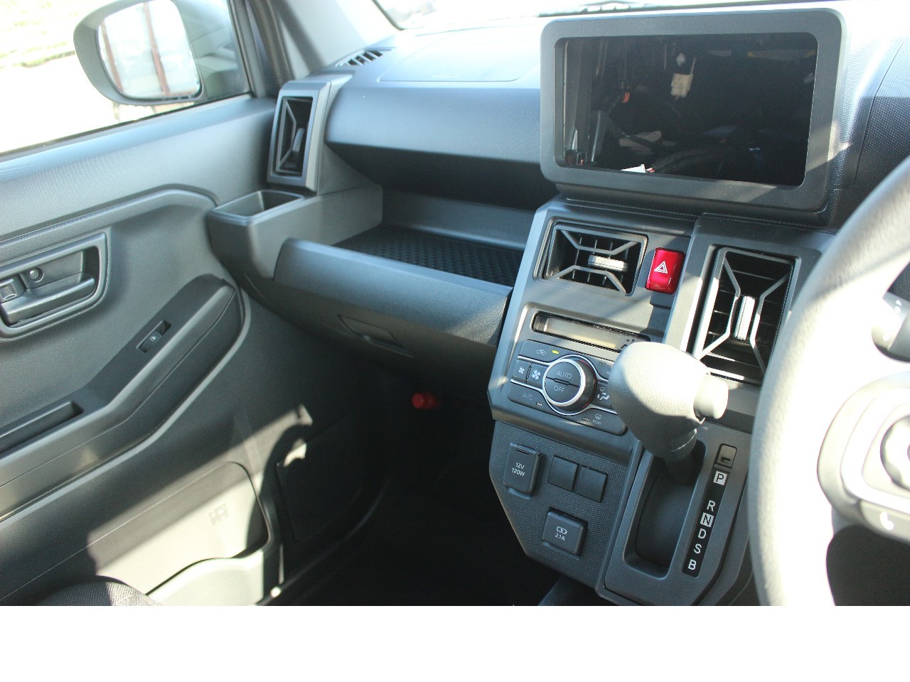 ダイハツ タフト17枚目