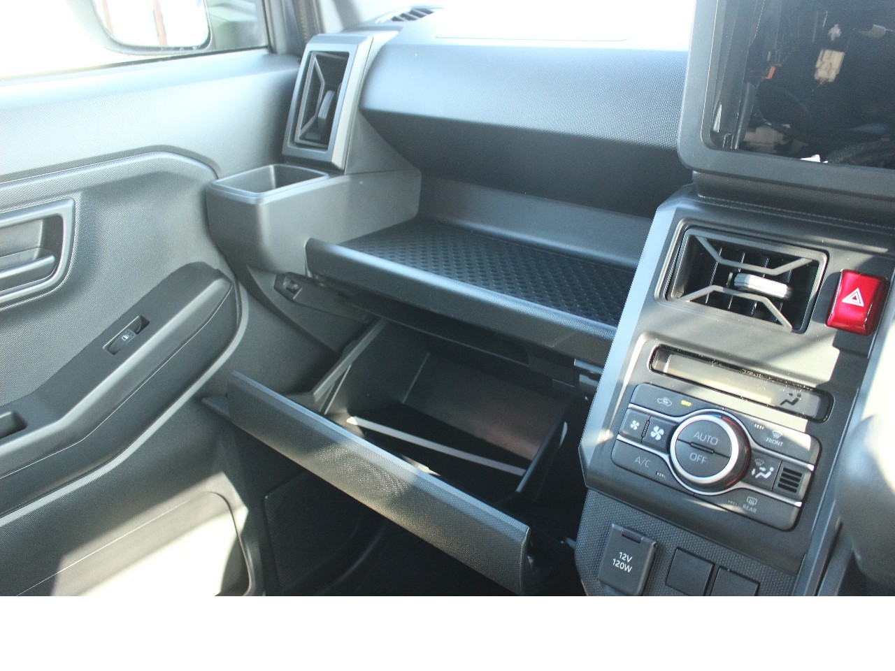 ダイハツ タフト19枚目