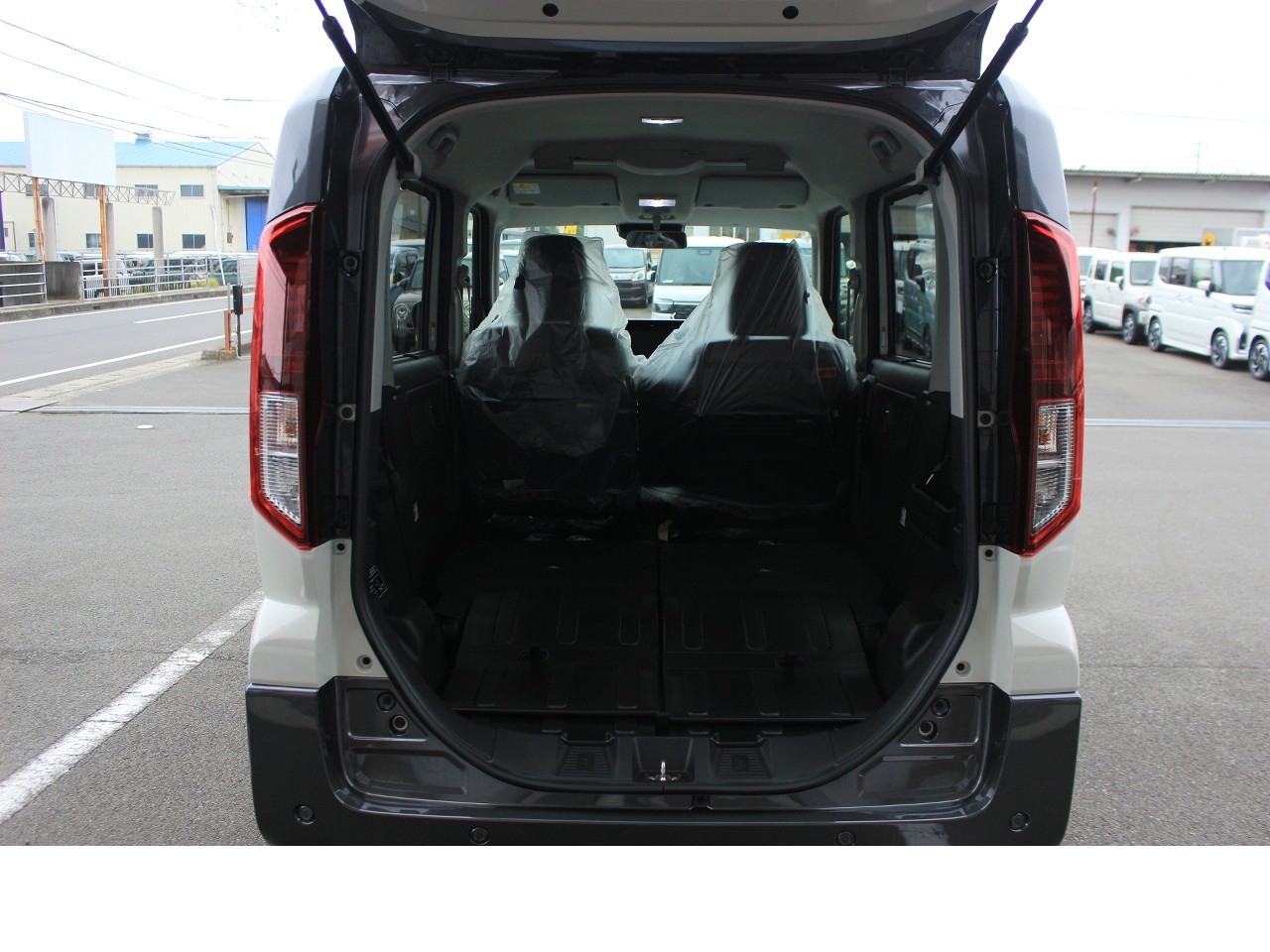 スズキ スペーシアギア13枚目