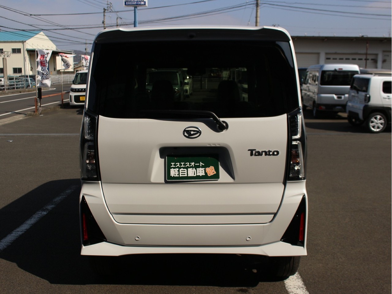 ダイハツ タントカスタム10枚目