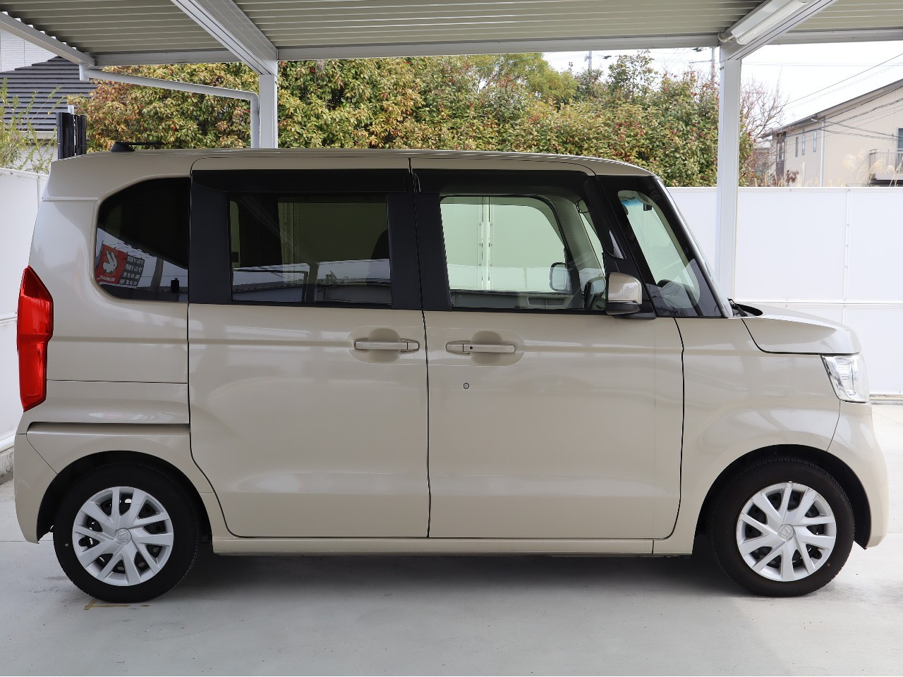 ホンダ N-BOX4枚目