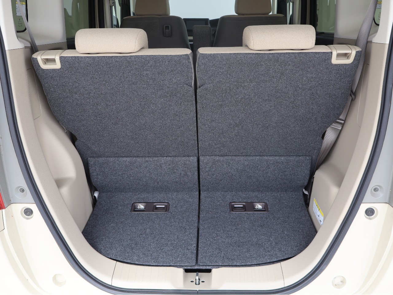 ホンダ N-BOX19枚目
