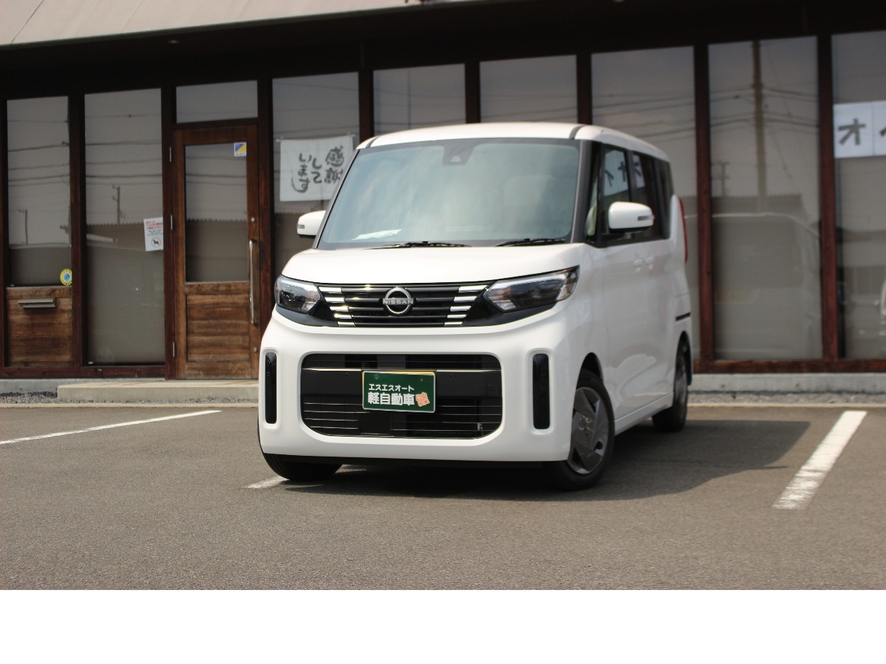 ニッサン ルークス8枚目