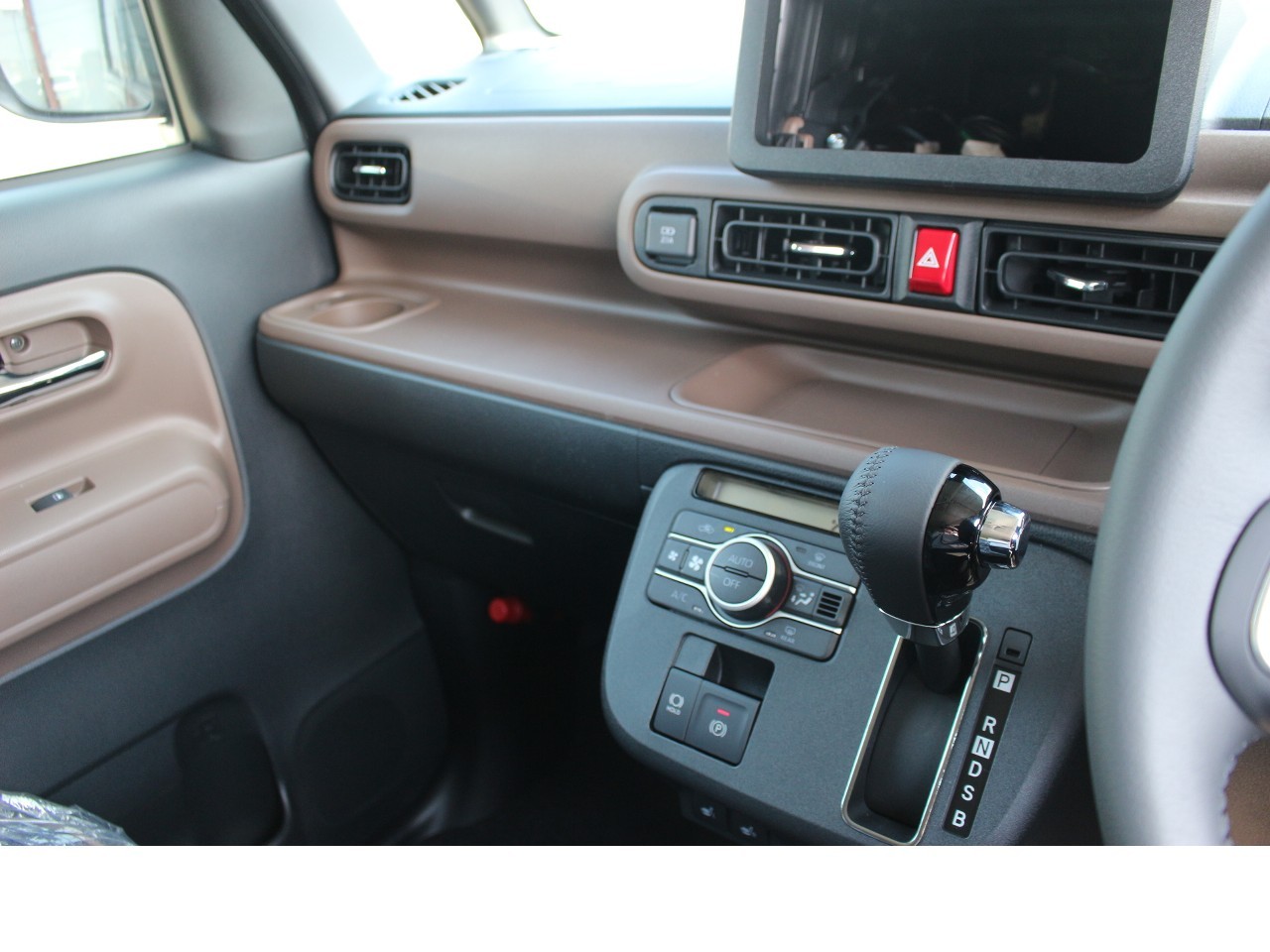 ダイハツ ムーヴキャンバス17枚目