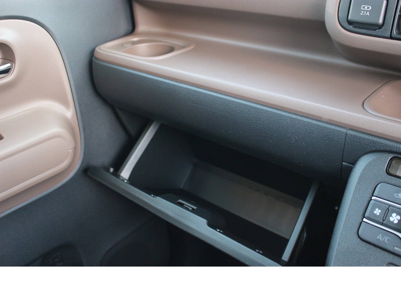 ダイハツ ムーヴキャンバス19枚目