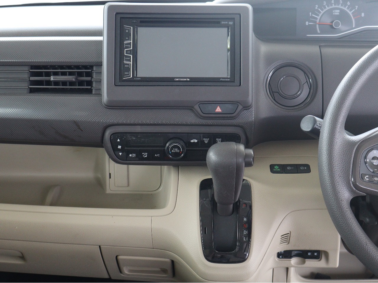 ホンダ N-BOX18枚目