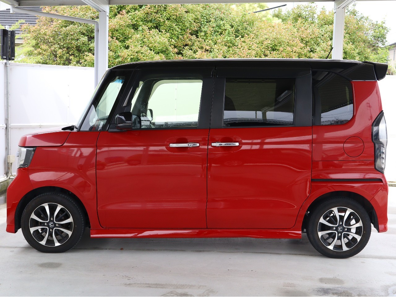 ホンダ N-BOXカスタム11枚目
