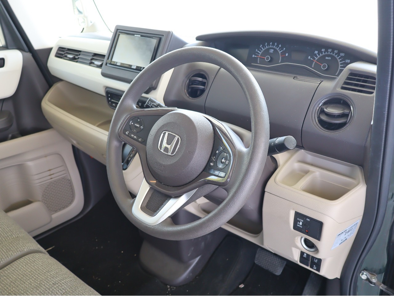 ホンダ N-BOX3枚目