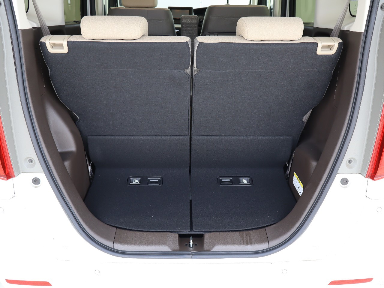 ホンダ N-BOX19枚目