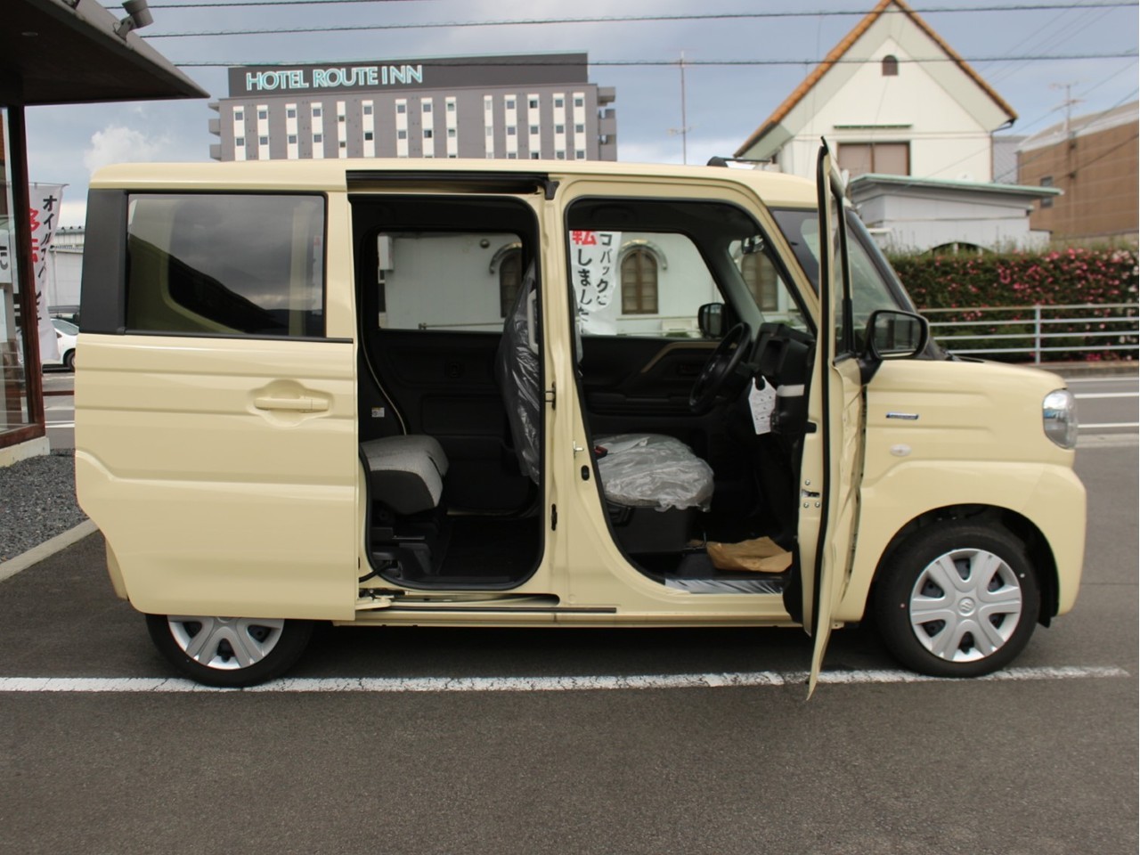 スズキ スペーシア8枚目