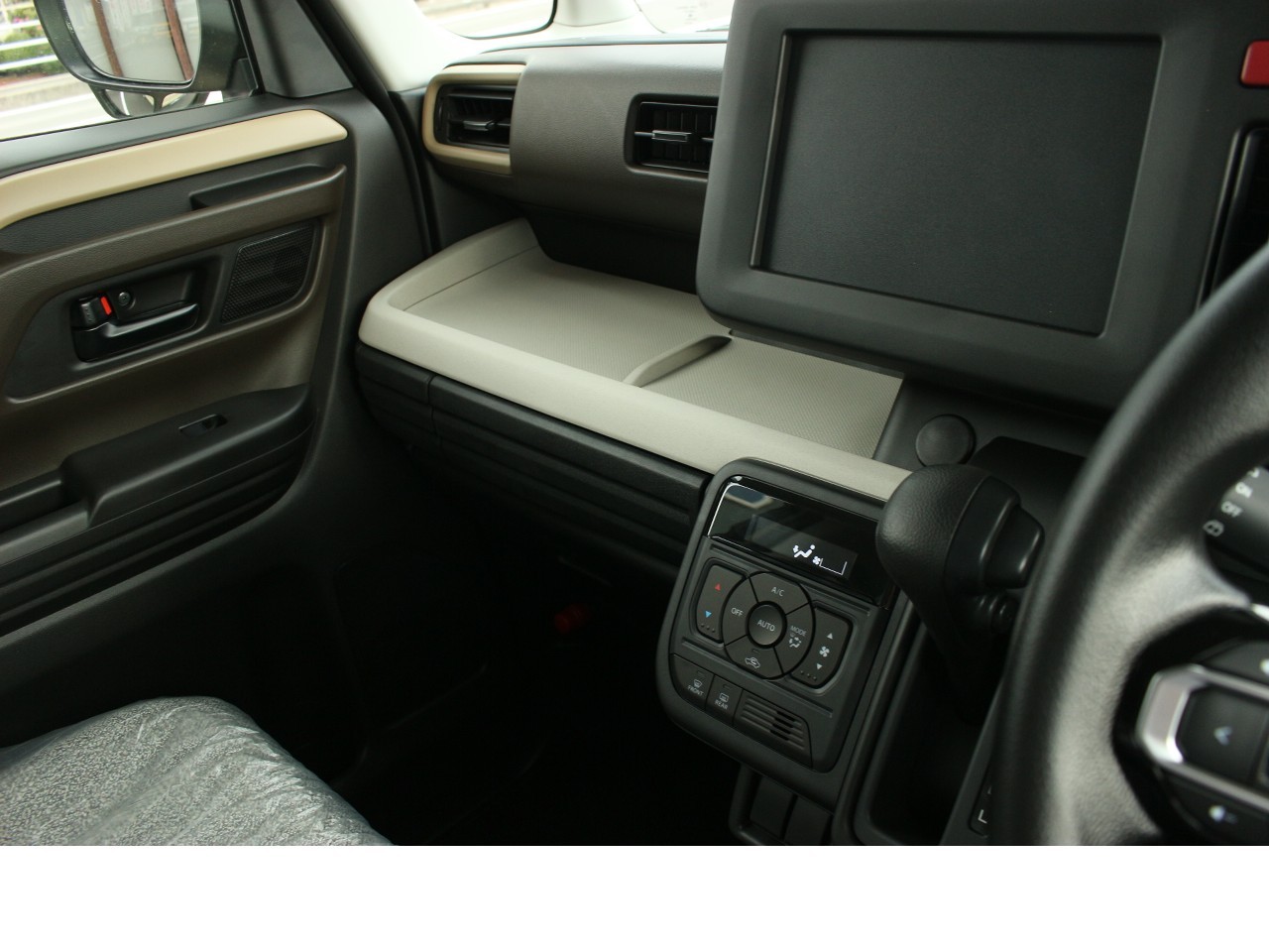 スズキ スペーシア17枚目