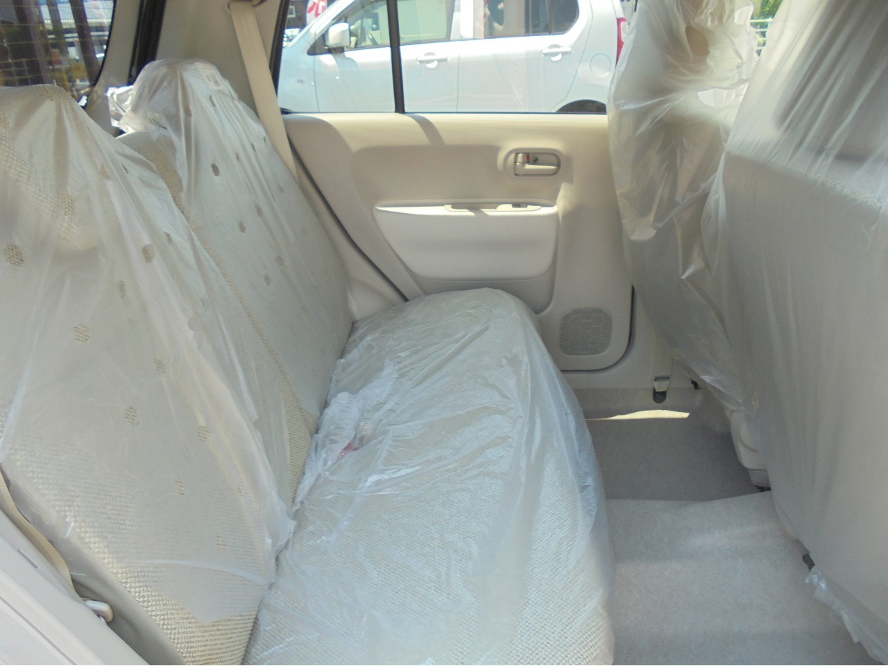 スズキ アルトラパン15枚目