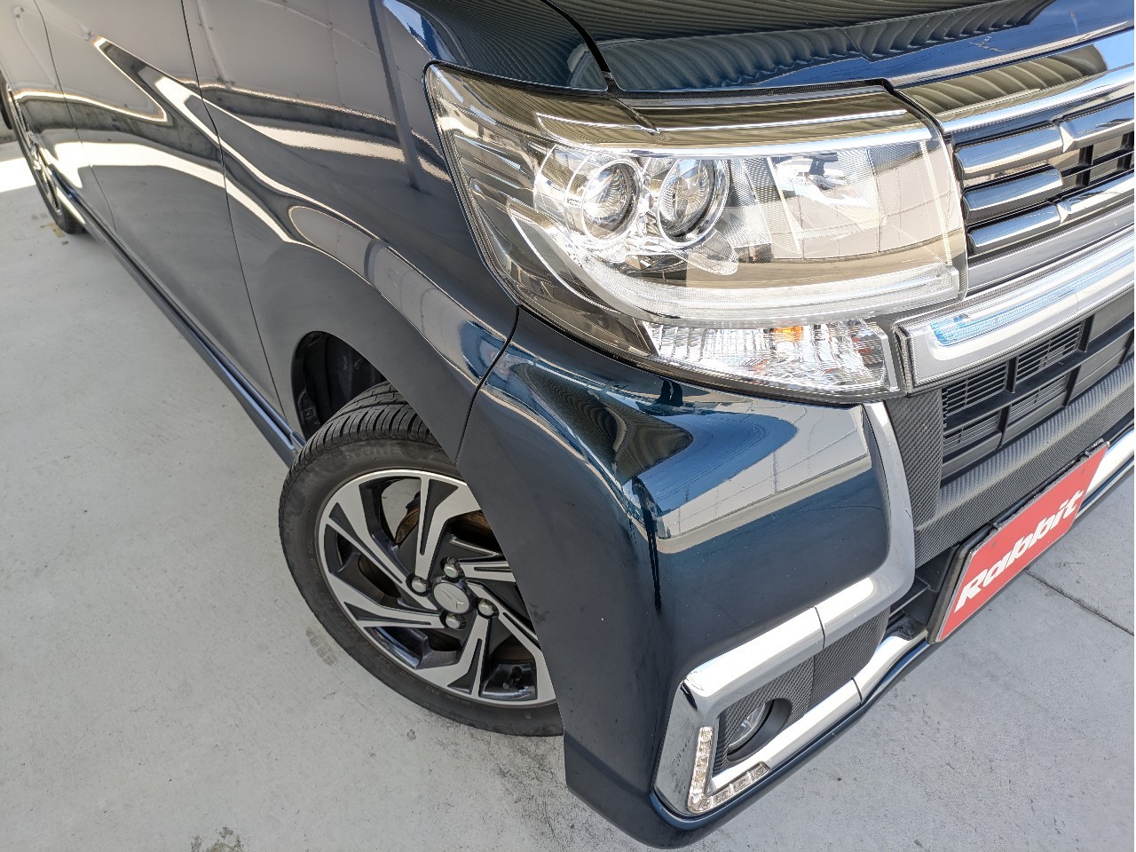 ダイハツ タントカスタム9枚目