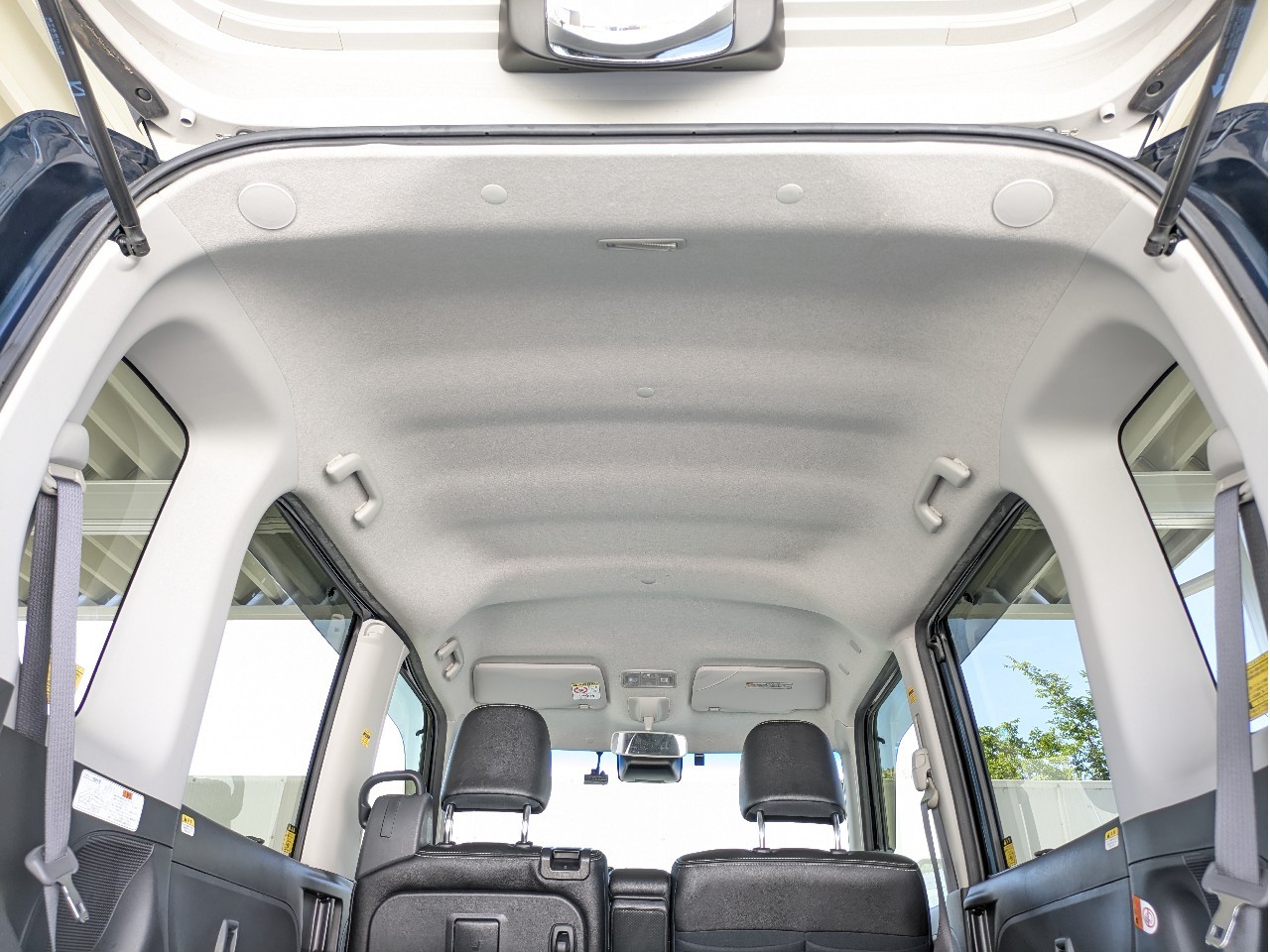 ダイハツ タントカスタム17枚目