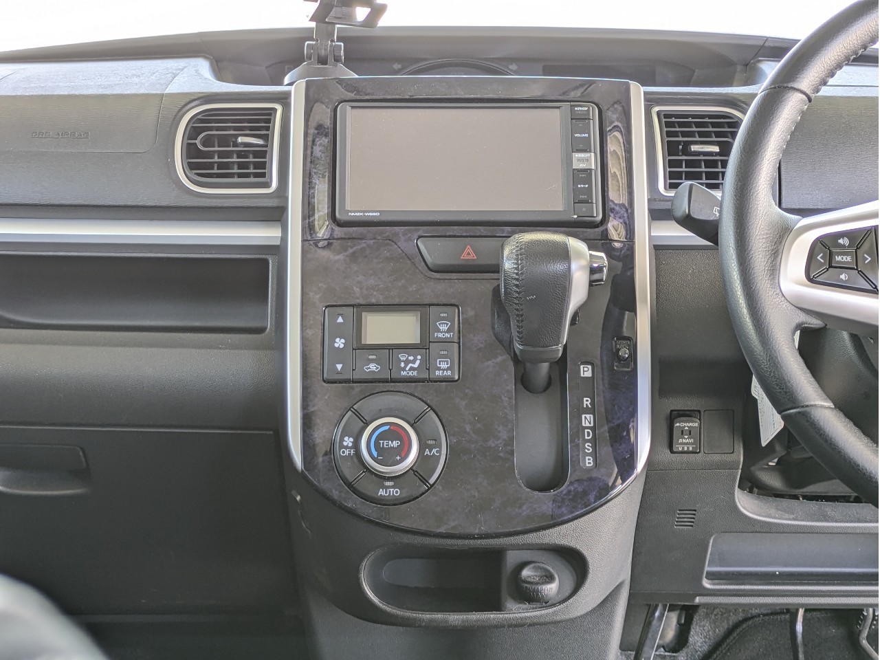 ダイハツ タントカスタム18枚目