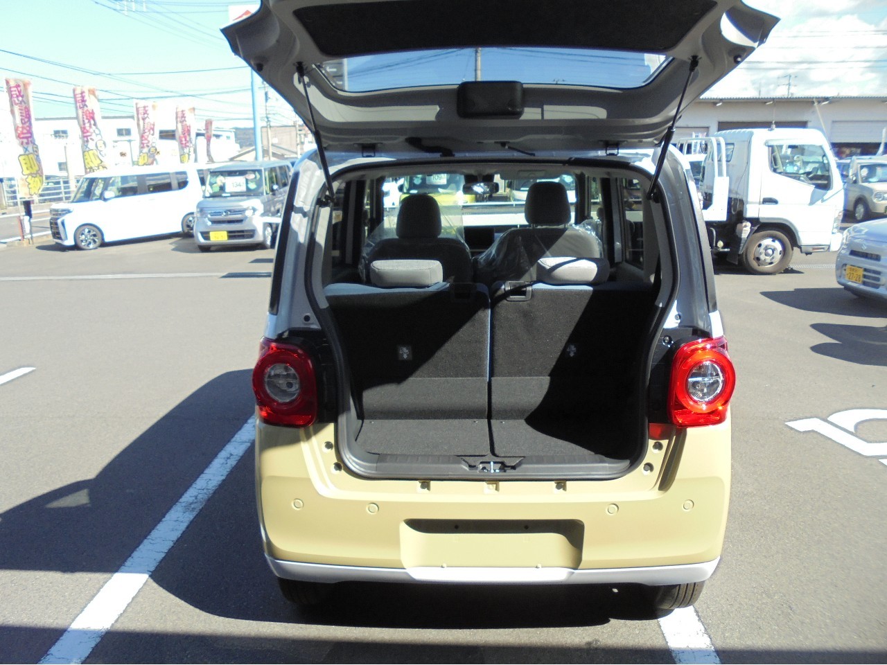 ダイハツ ムーヴキャンバス12枚目