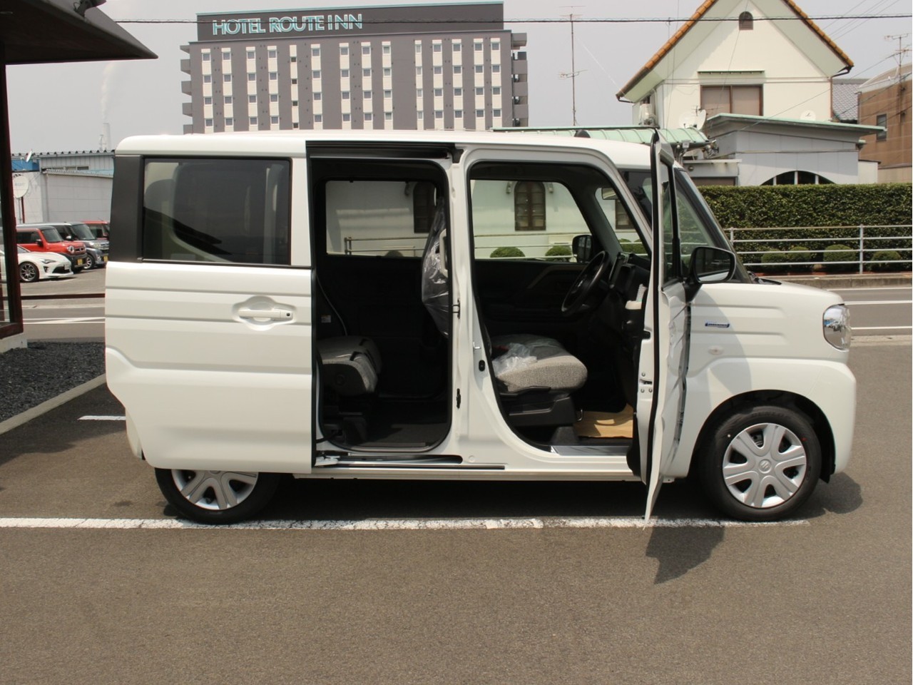 スズキ スペーシア8枚目