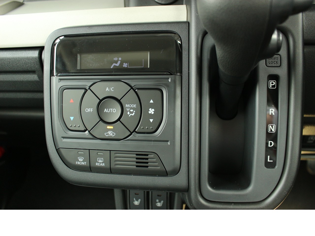 スズキ スペーシア19枚目