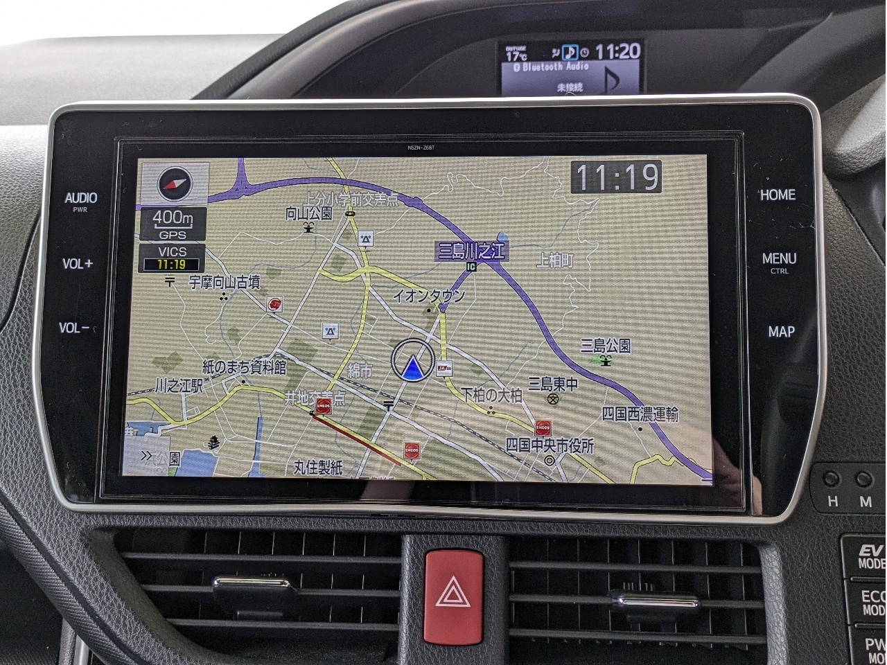 トヨタ ヴォクシー5枚目