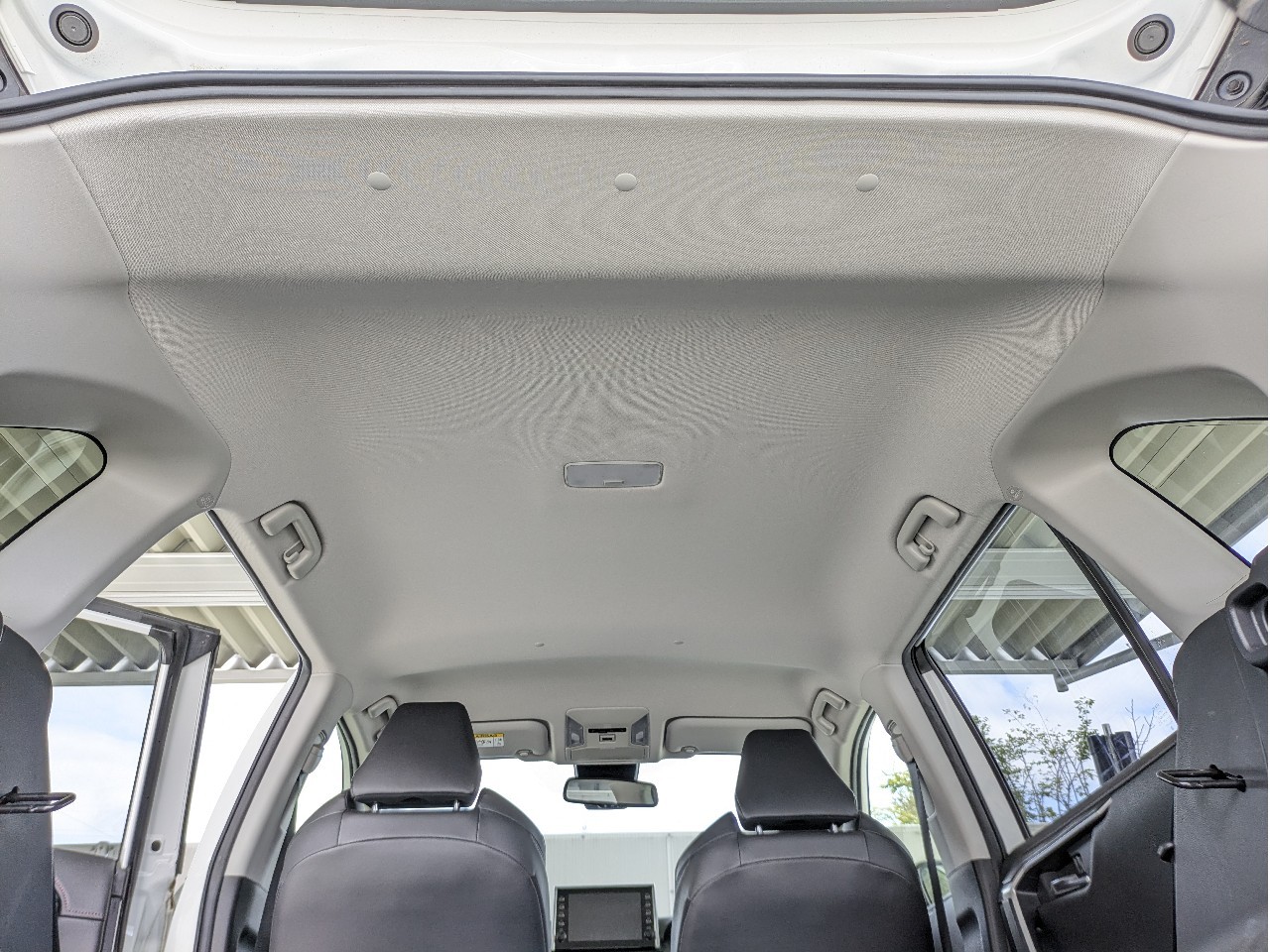 トヨタ RAV417枚目