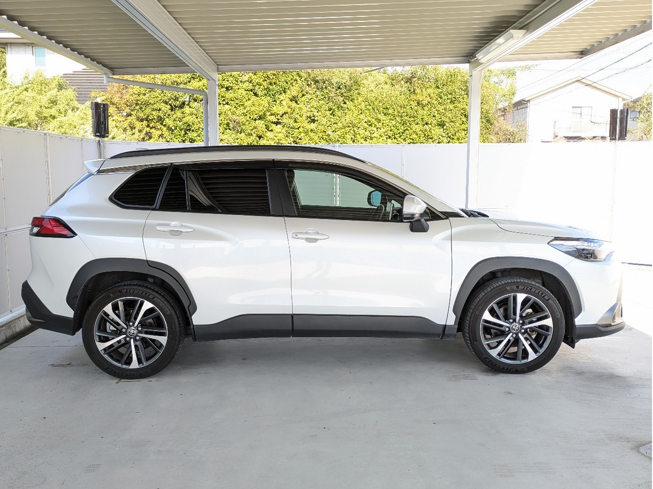 トヨタ カローラクロス4枚目