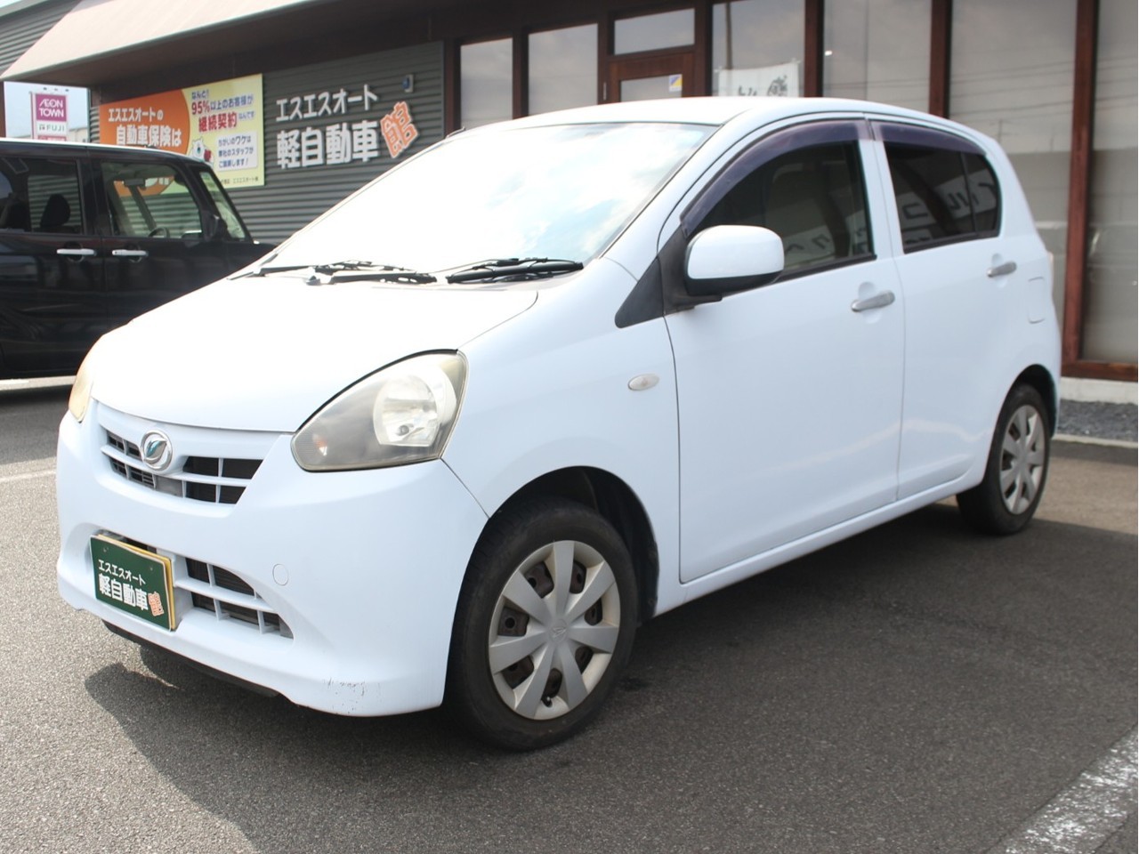 ダイハツ ミライース10枚目