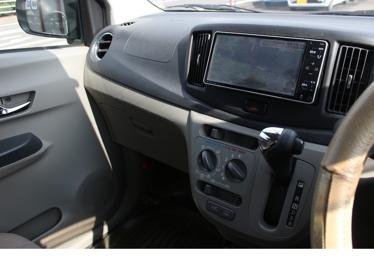 ダイハツ ミライース19枚目