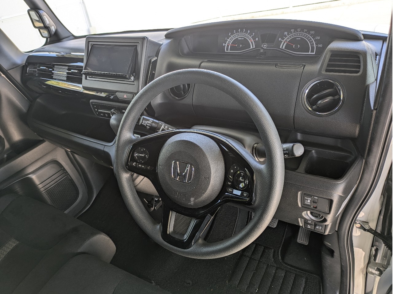 ホンダ N-BOX3枚目