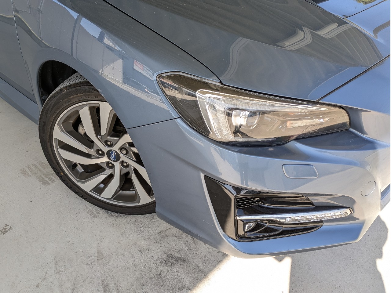 スバル レヴォーグ9枚目