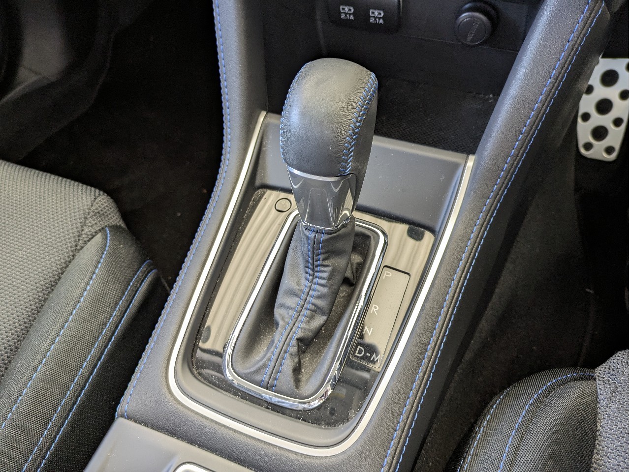 スバル レヴォーグ16枚目