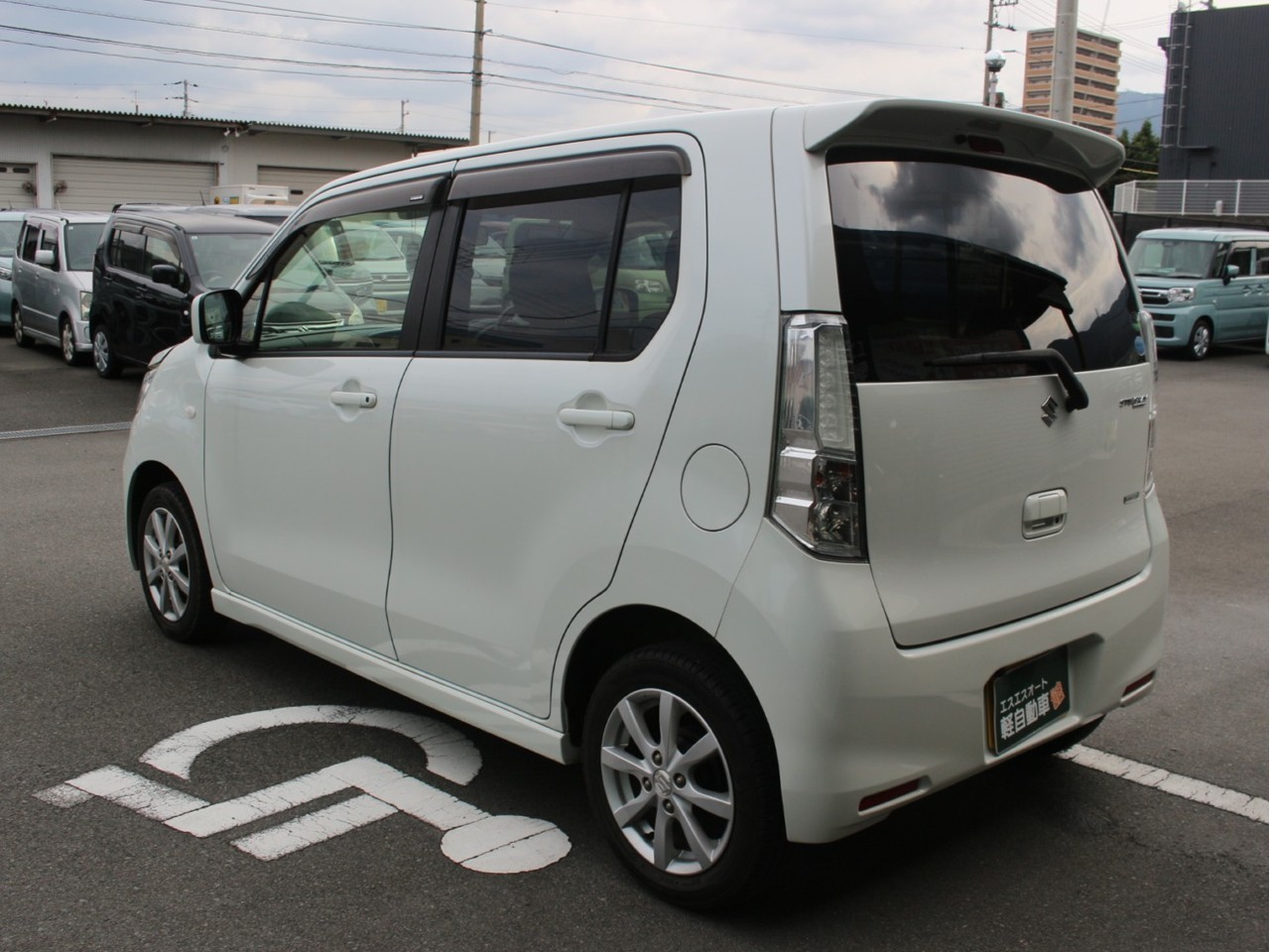 スズキ ワゴンRスティングレー10枚目