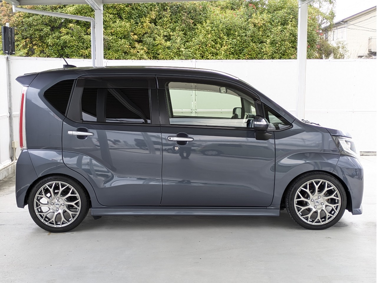 ダイハツ ムーヴカスタム4枚目