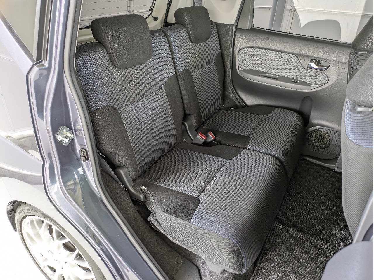 ダイハツ ムーヴカスタム7枚目