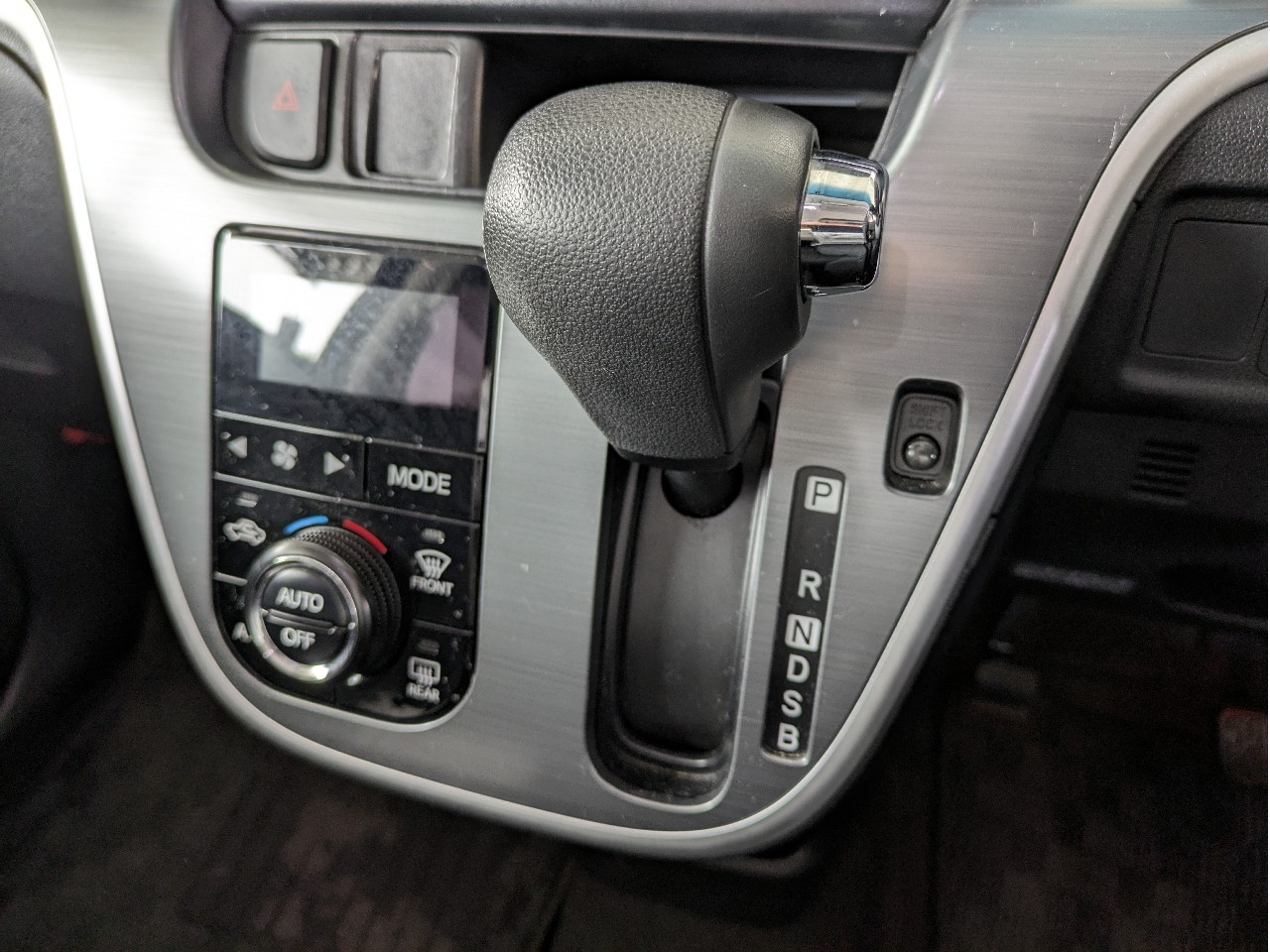 ダイハツ ムーヴカスタム16枚目