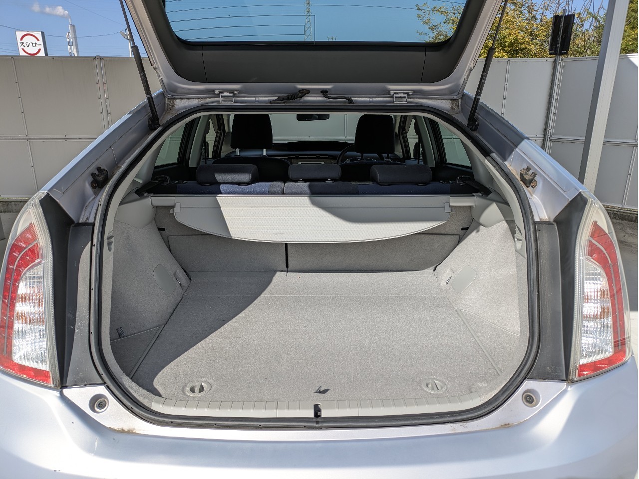 トヨタ プリウス19枚目