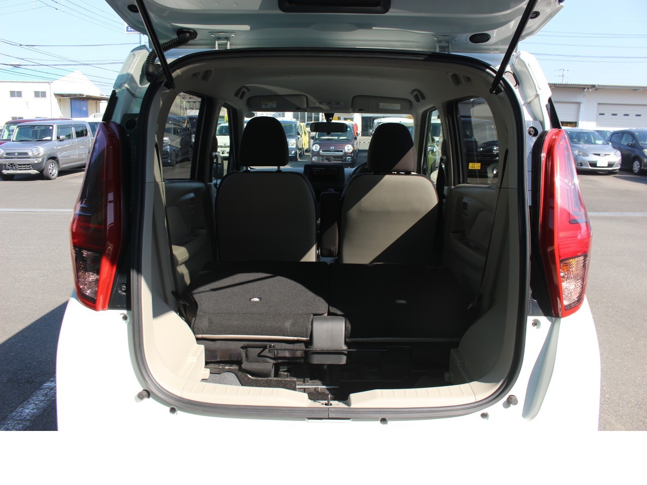 ニッサン デイズ13枚目