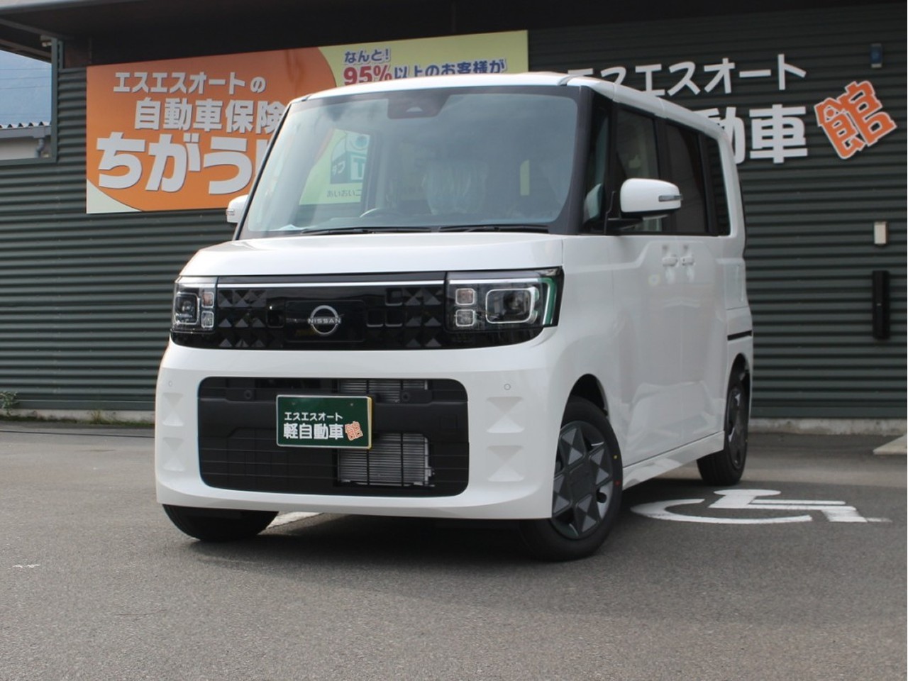 ニッサン ルークス6枚目