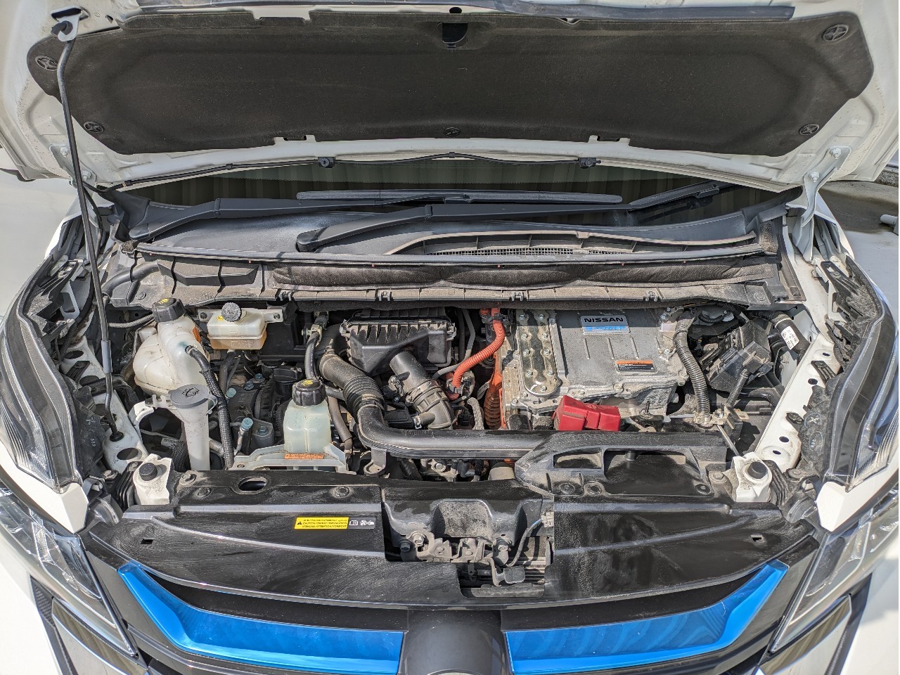 ニッサン セレナ8枚目