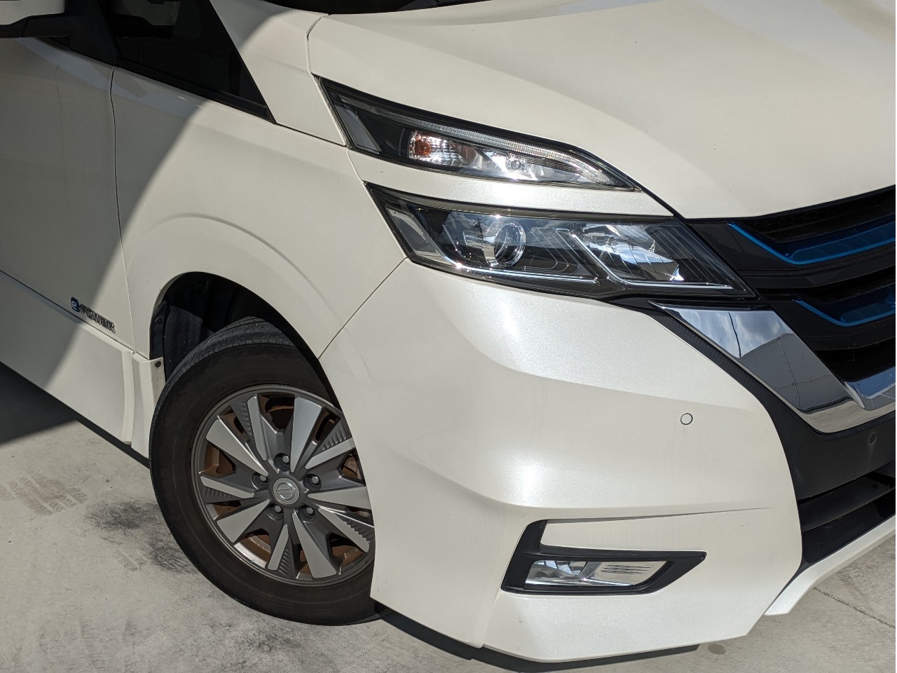 ニッサン セレナ9枚目