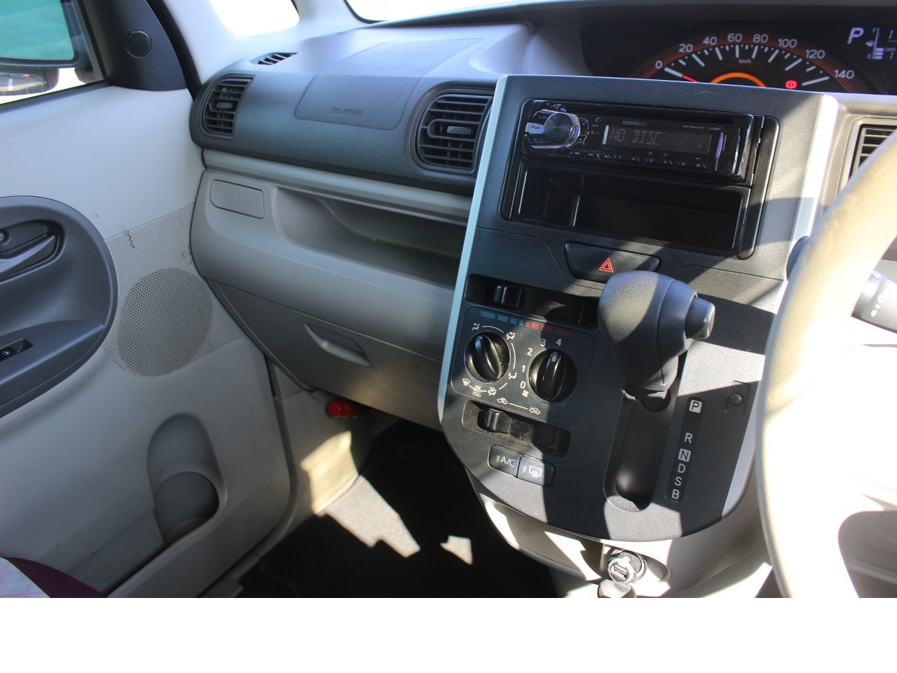 ダイハツ タント18枚目