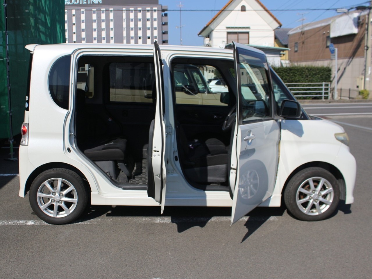 ダイハツ タント9枚目