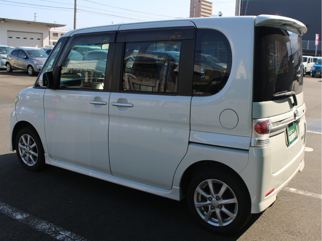ダイハツ タント12枚目