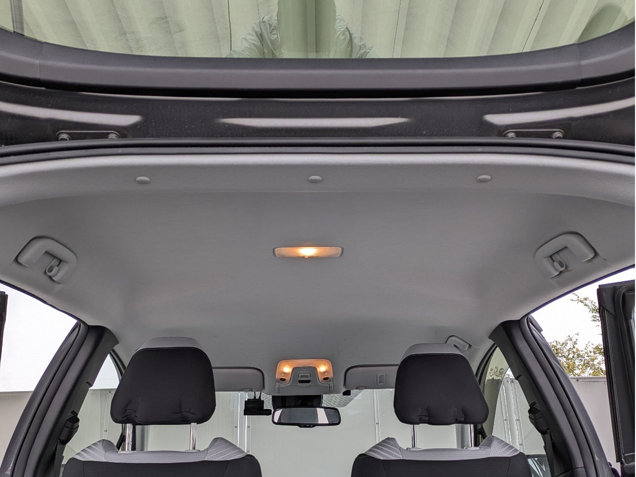 トヨタ プリウス17枚目