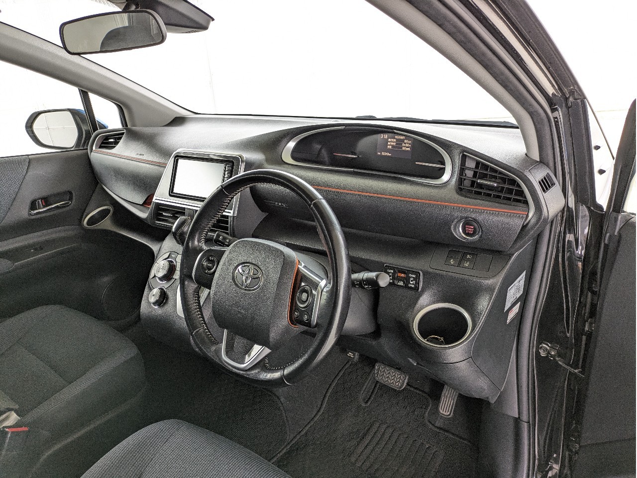 トヨタ シエンタ3枚目