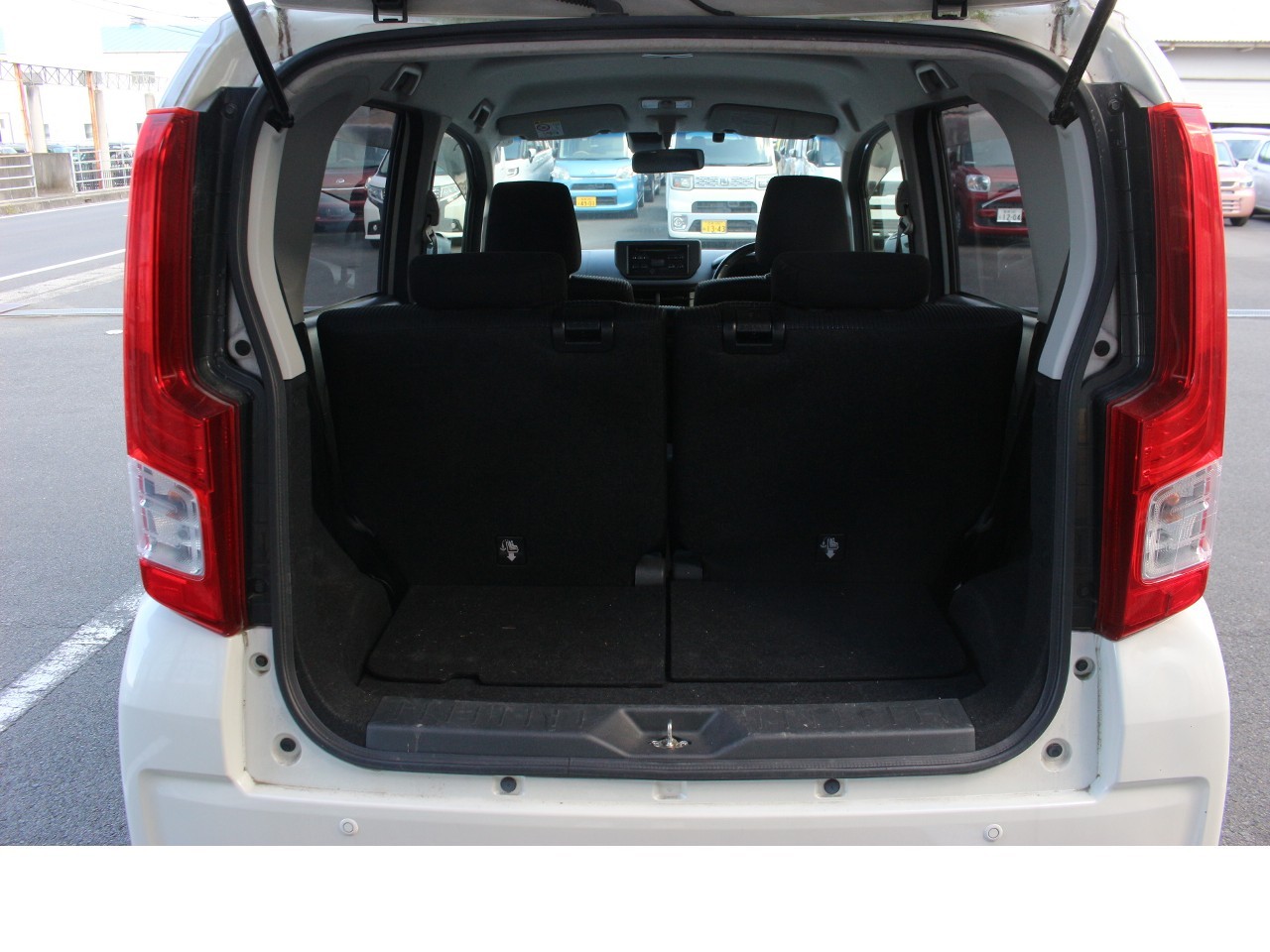 ダイハツ ムーヴ13枚目