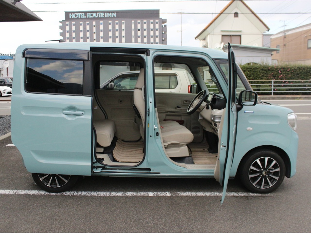 スズキ スペーシア11枚目