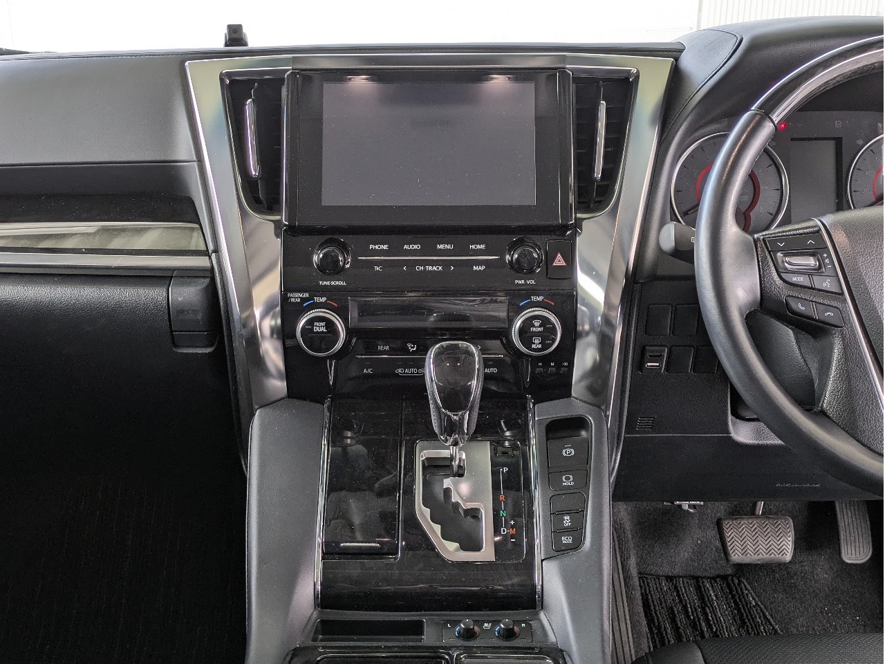 トヨタ アルファード18枚目