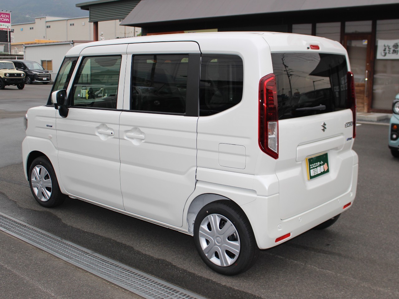 スズキ スペーシア9枚目