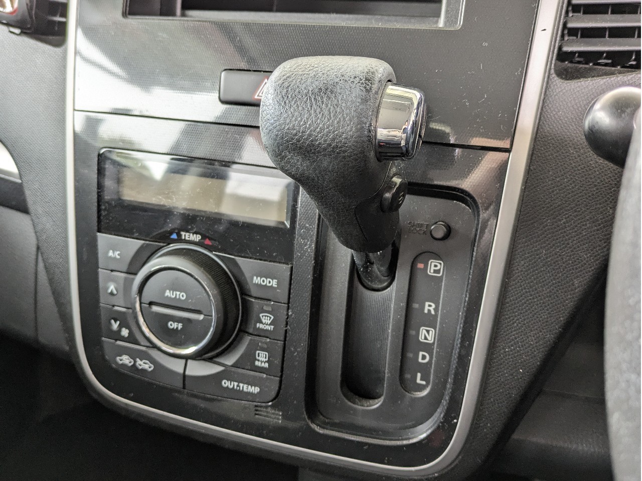 スズキ ワゴンRスティングレー16枚目